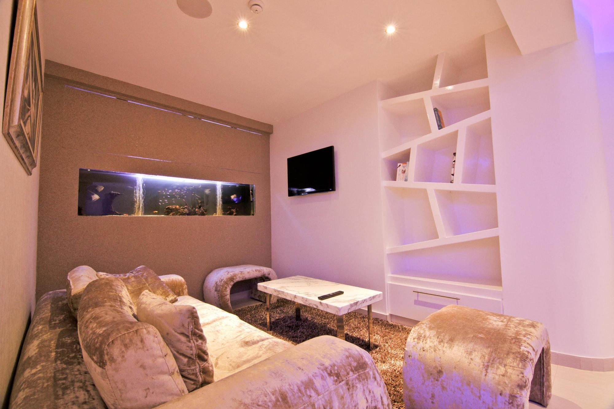 Achilleos City Hotel Ларнака Экстерьер фото