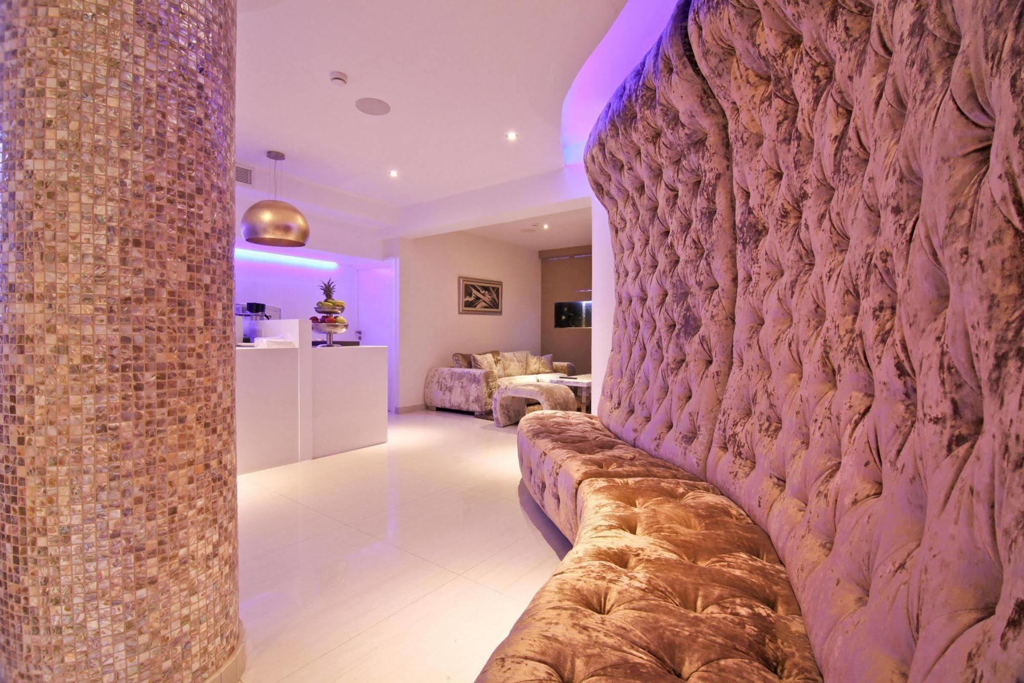 Achilleos City Hotel Ларнака Экстерьер фото